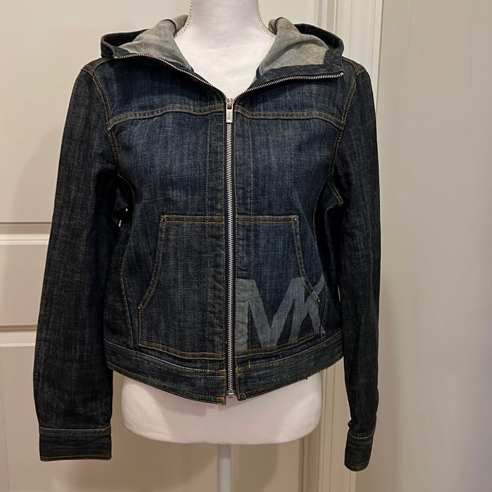 Women’s denim jacket